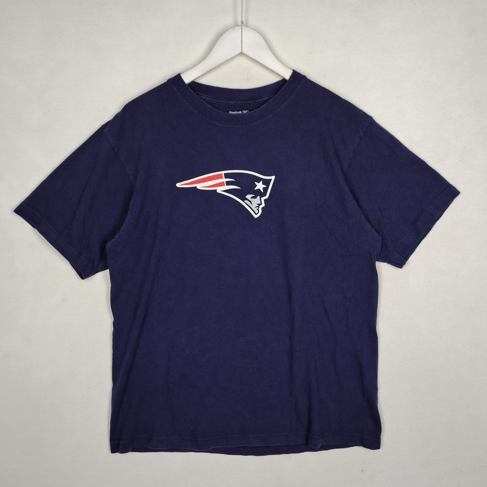 New England Patriots Tom Brady 12 Navy Blue Graphic T-Shirt Mens M